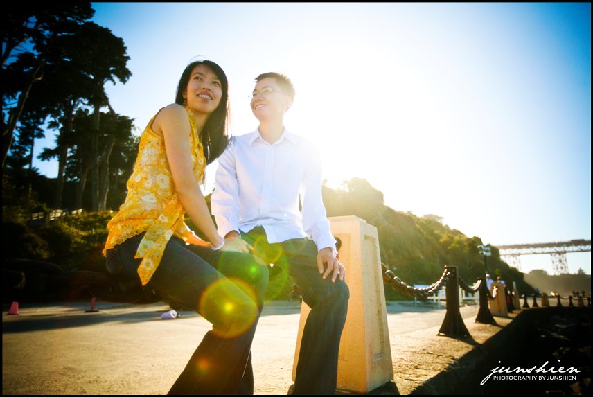San Francisco engagement session photographer san francisco wedding photographer san francisco engagement photography san francisco engagement photographer san francisco bay area engagement session bay area engagement session photographer balloons