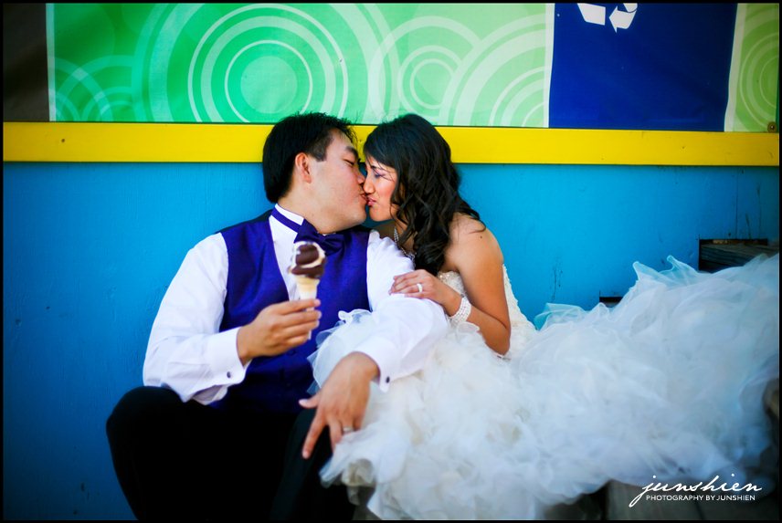Santa Cruz Boardwalk wedding picture santa cruz wedding photography santa cruz wedding photographer santa cruz boardwalk wedding cocoanut grove wedding bay area wedding photographer