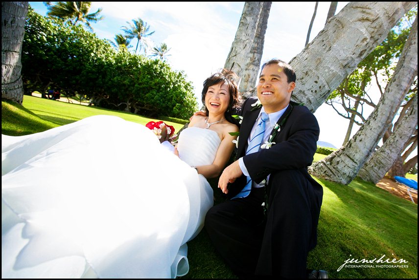 oahu wedding photographer Maile Sky Court wedding honolulu wedding photographer Hawaii Prince Hotel wedding Halekulani Hotel wedding 