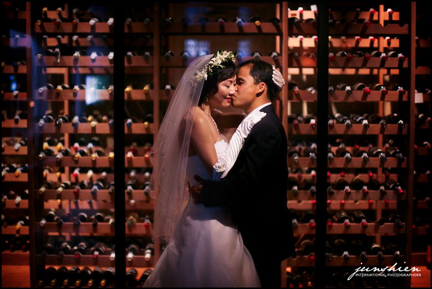 oahu wedding photographer Maile Sky Court wedding honolulu wedding photographer Hawaii Prince Hotel wedding Halekulani Hotel wedding 