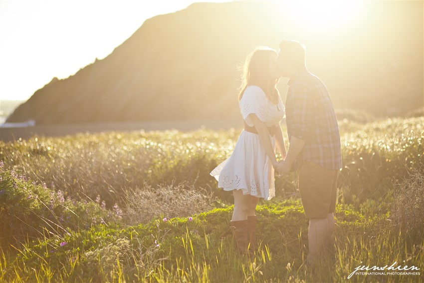 sausalito engagement session photography Sausalito Engagement session photographer san francisco engagement session photographer Marin Headlands Engagement Session Photography Marin Headlands Engagement Session Photographer 